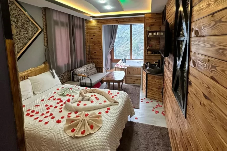 Jakuzili Suit No 201