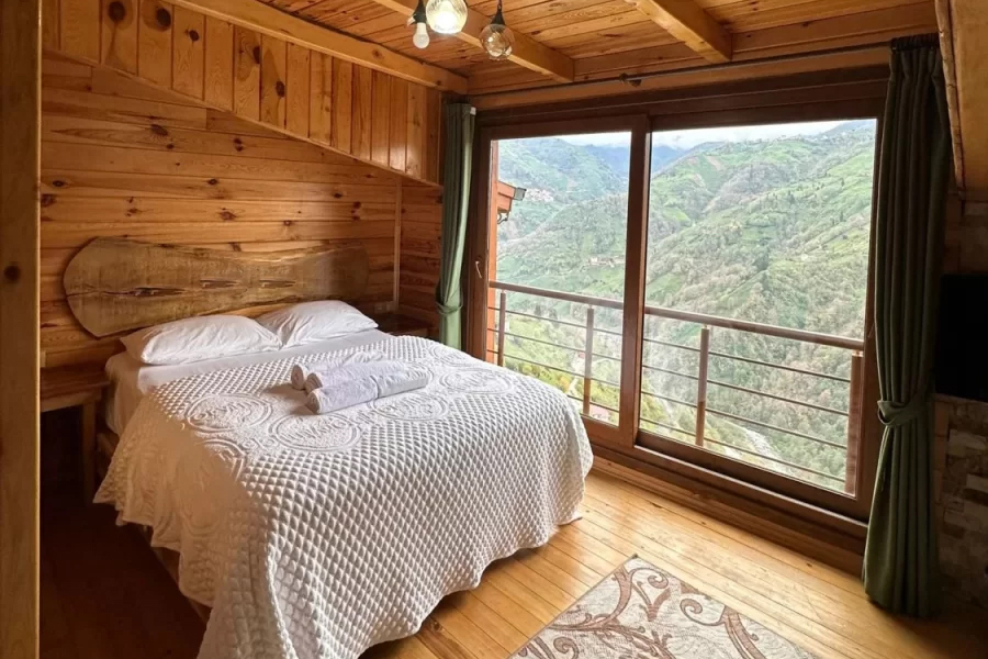 Standart Ahşap Oda No 402